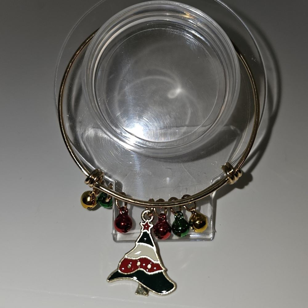 Festive Golden Charm Bracelet with Decorative Tree